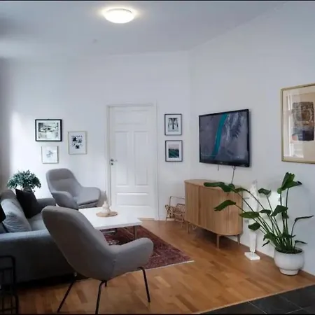 Cheap In The Heart Of Brosundet Homestay szállás Ålesund